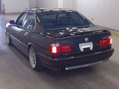 1995 BMW M5 — миниатюра 2