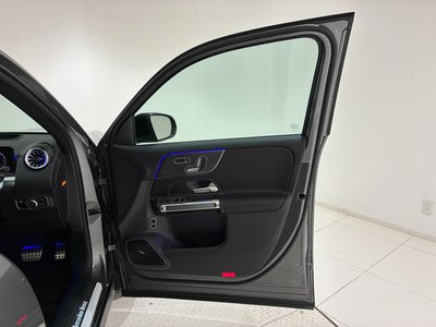 2026 Mercedes-BENZ GLB photo 9