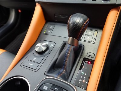 2014 Lexus RC F 照片 17