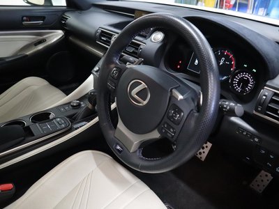 2015 Lexus RC F 照片 20