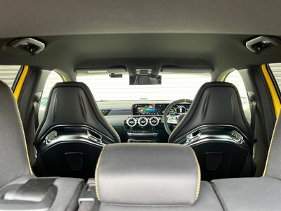 صورة 37 لـ 2019 Mercedes-BENZ A-CLASS AMG