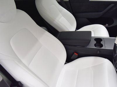 2023 Tesla MODEL Y — миниатюра 10