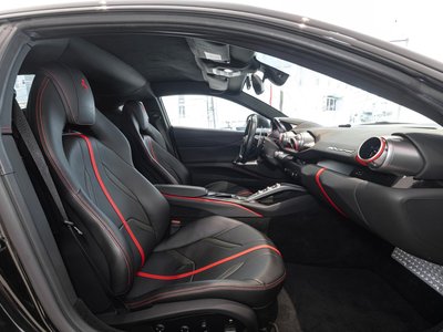 صورة 15 لـ 2017 Ferrari 812 SUPERFAST