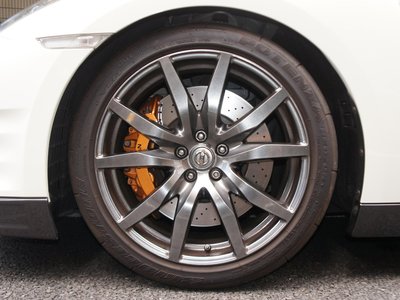 2011 Nissan GT-R 缩略图 33