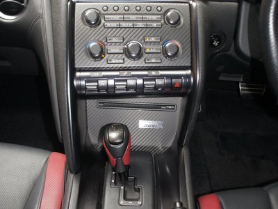 صورة 11 لـ 2011 Nissan GT-R