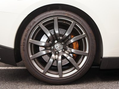 2011 Nissan GT-R 缩略图 34