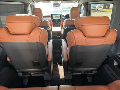 صورة 40 لـ 2024 Toyota VELLFIRE
