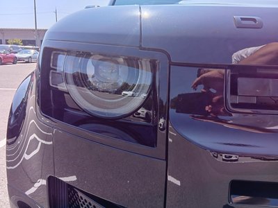 2025 LAND Rover DEFENDER thumbnail 35
