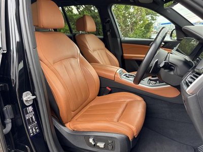 2022 BMW X5 thumbnail 23