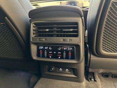 2023 AUDI SQ8 照片 33