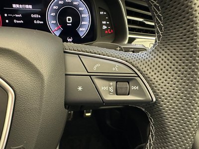 2023 AUDI SQ8 照片 45