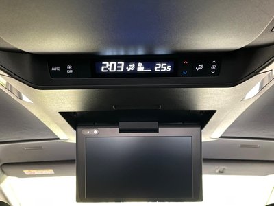 صورة 51 لـ 2025 Toyota ALPHARD