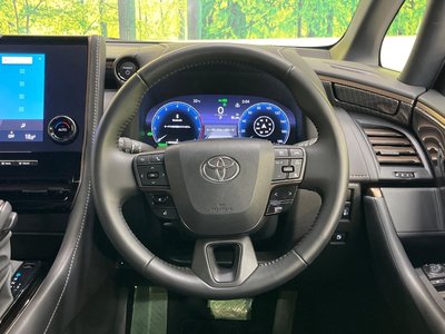صورة 12 لـ 2025 Toyota ALPHARD