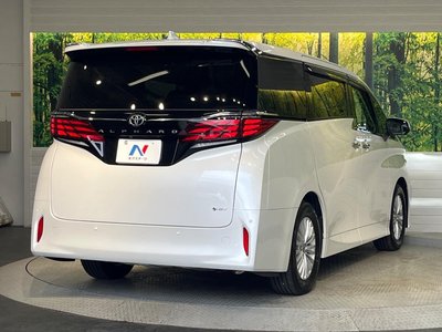 صورة 29 لـ 2025 Toyota ALPHARD