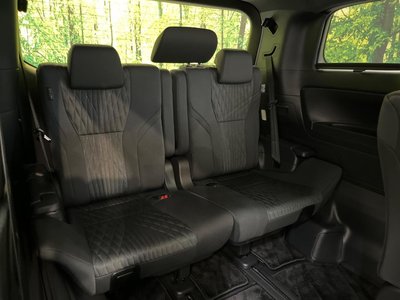 صورة 10 لـ 2025 Toyota ALPHARD