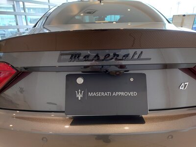 صورة 13 لـ 2019 Maserati GRANTURISMO
