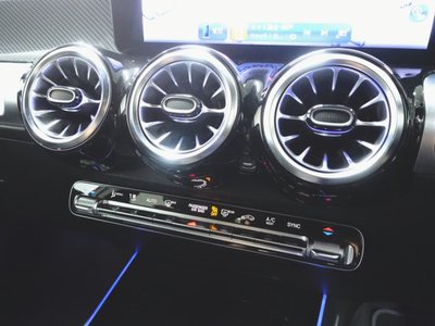 2023 Mercedes-BENZ GLB thumbnail 18