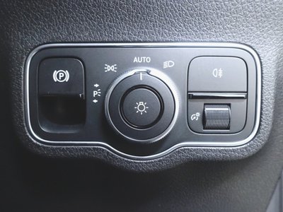2023 Mercedes-BENZ GLB thumbnail 20