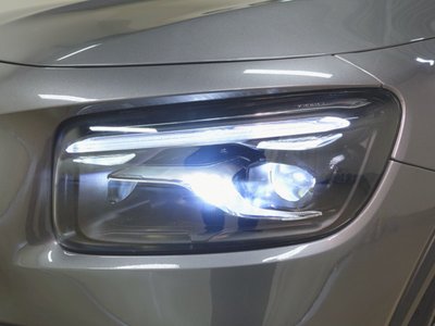 2023 Mercedes-BENZ GLB photo 3