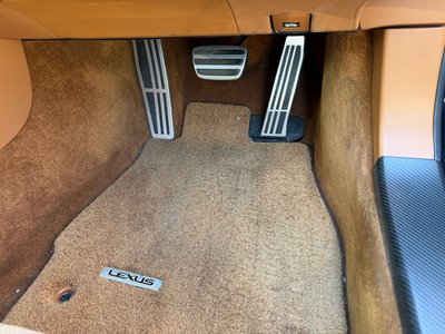 2017 Lexus LC photo 16