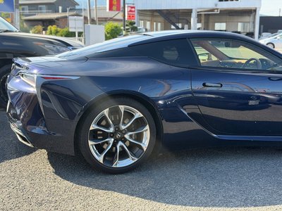 2017 Lexus LC photo 6