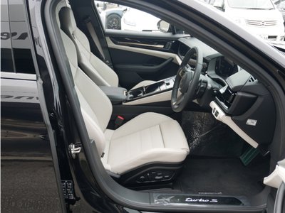 صورة مصغرة 9 لـ 2025 Porsche PANAMERA