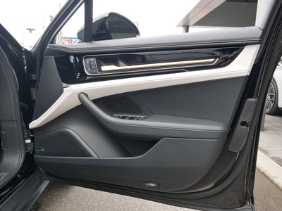صورة مصغرة 33 لـ 2025 Porsche PANAMERA