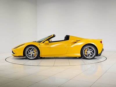 2022 Ferrari F8 SPIDER — фото 7