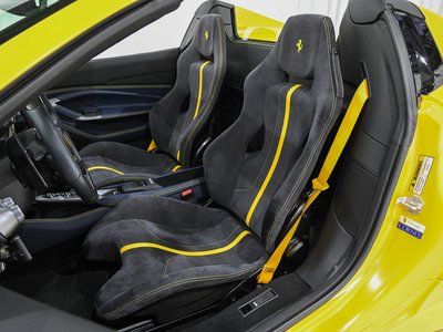 2022 Ferrari F8 SPIDER — фото 12