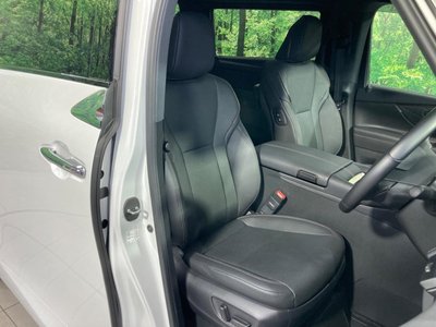 2024 Toyota ALPHARD 缩略图 8
