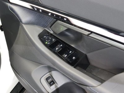 2025 BMW I5 TOURING photo 57