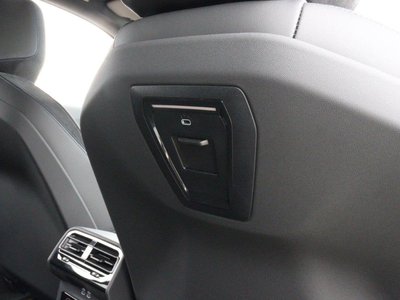 2025 BMW I5 TOURING photo 19