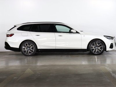 2025 BMW I5 TOURING photo 3