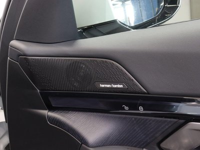 2025 BMW I5 TOURING photo 56