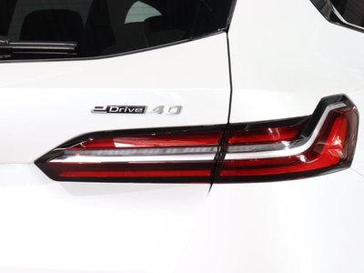 2025 BMW I5 TOURING photo 11