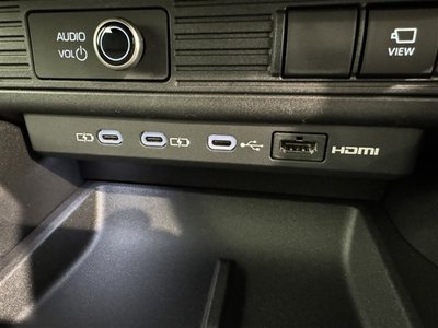 صورة 22 لـ 2025 Toyota LAND CRUISER 250