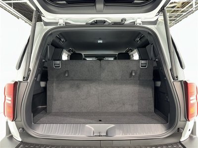 صورة 33 لـ 2025 Toyota LAND CRUISER 250