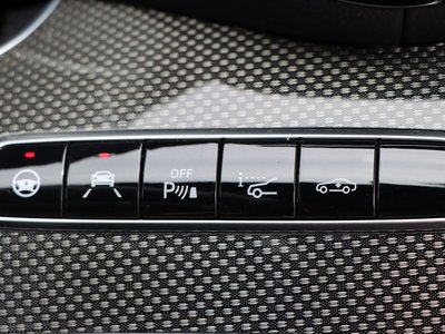 صورة مصغرة 43 لـ 2019 Mercedes-BENZ E-CLASS AMG