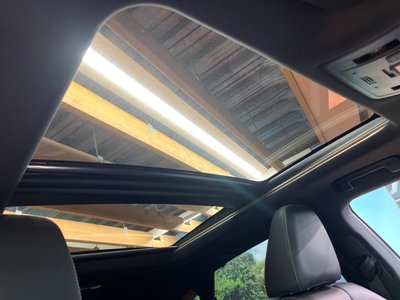 صورة مصغرة 3 لـ 2020 Lexus RX