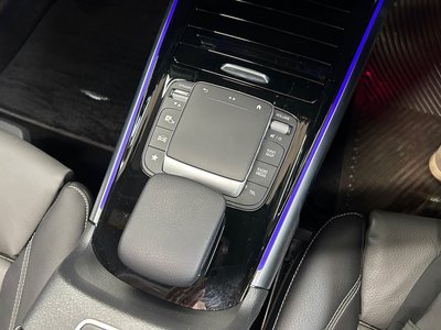2021 Mercedes-BENZ GLB thumbnail 21