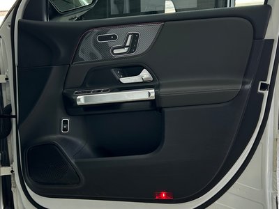 2021 Mercedes-BENZ GLB thumbnail 39