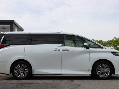 2023 Toyota ALPHARD — фото 35