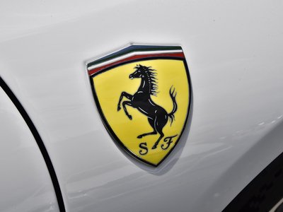 صورة 10 لـ 2024 Ferrari 296 GTS