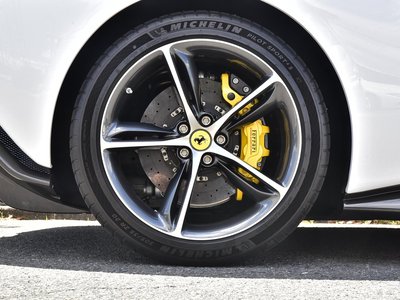 صورة 13 لـ 2024 Ferrari 296 GTS