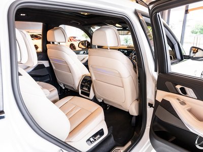 صورة مصغرة 10 لـ 2021 BMW X7