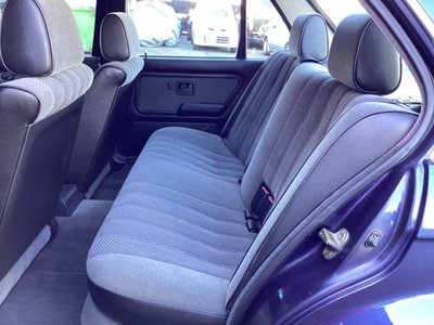 1989 BMW 3 SERIES 照片 87