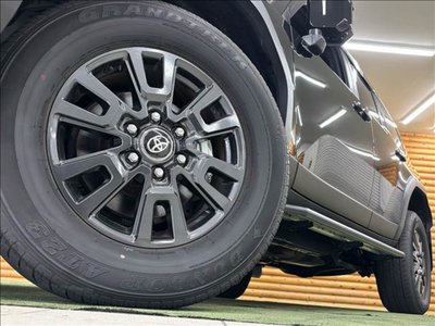 صورة 19 لـ 2024 Toyota LAND CRUISER 250