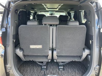 2023 Toyota ALPHARD photo 27