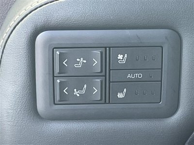 2023 Toyota ALPHARD photo 21
