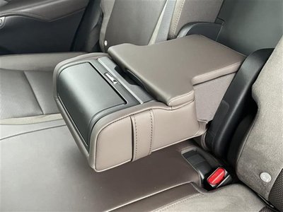 2023 Lexus RX thumbnail 28